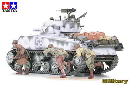 Tamiya 35251 - 1/35 Sherman M4A3 105mm Howitzer - Maquette Char US - Neuf