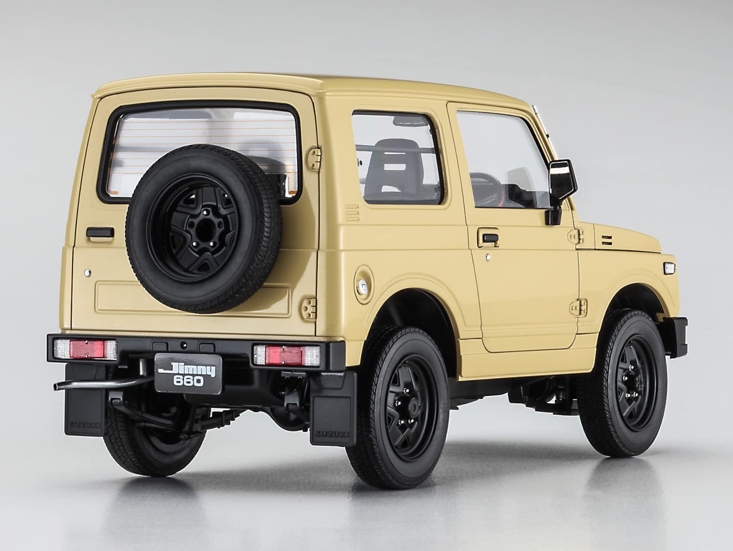 Suzuki Jimny Ja11-1 W/ Wood Dirección Wheel 1:24 Plástico Modelo