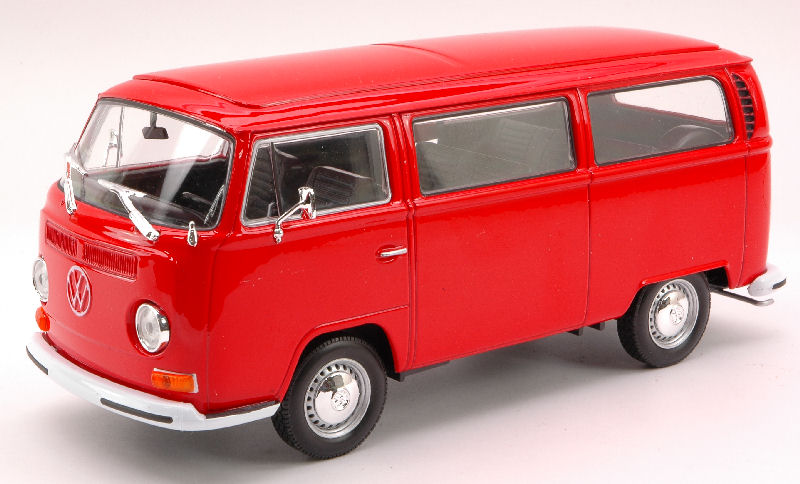 1/24 Scale Red 1972 Volkswagen Bus T-2 Diecast Model
