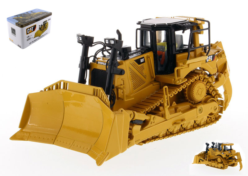 1:50 Cat® D8T Track Type Tractor with 8U Blade — Diecast