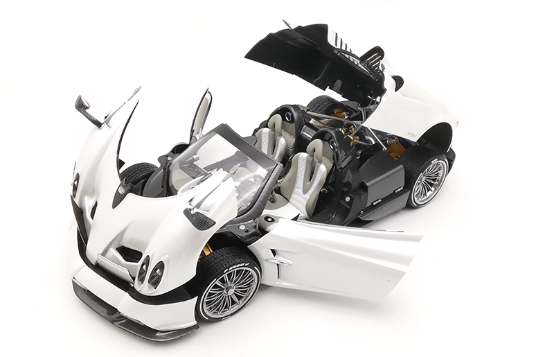 LCD 1/64 パガーニ Pagani Huayra R ウアイラ White LCDモデルズ 1/64 パガーニ ウアイラ R #1 パールホワイト<br>LCD